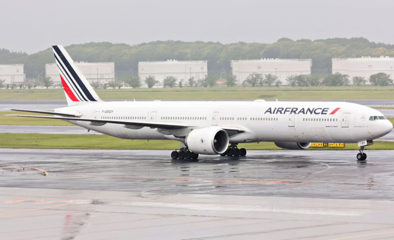  نقص فنی موتور عامل لغو پرواز بوئینگ ۷۷۷ ایرفرانس