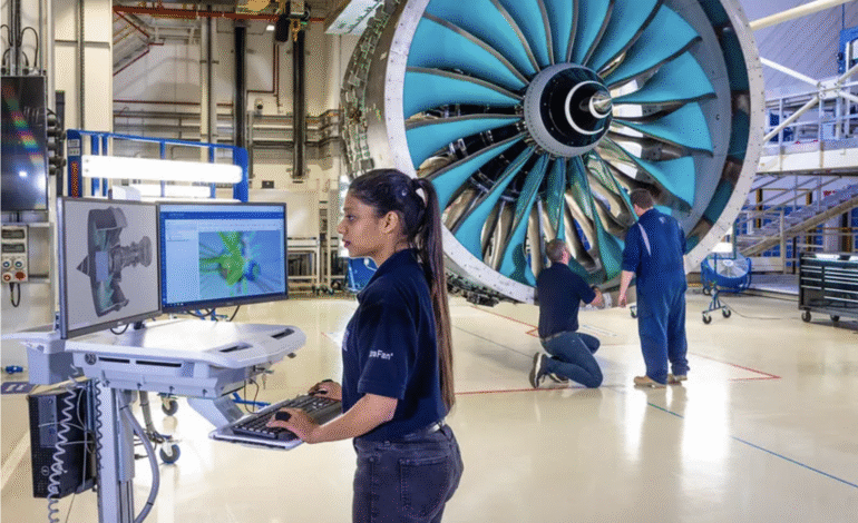  رولزرویس نمونه اولیه اولترافن را آزمایش می‌کند