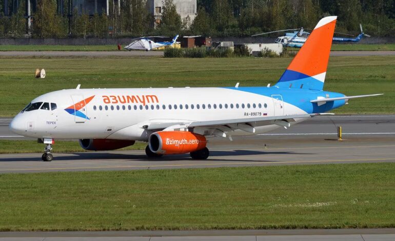  نصب موتورهای کارکرده بر روی جت مسافربری سوخو سوپرجت۱۰۰