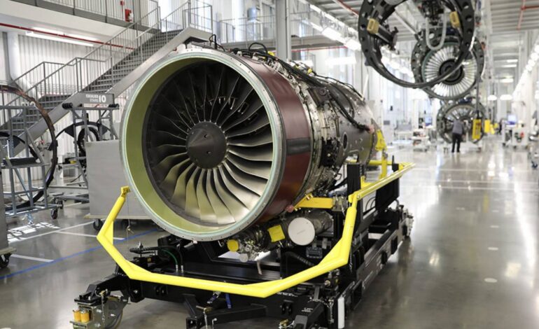 گواهینامه صلاحیت پروازی موتور PW812D