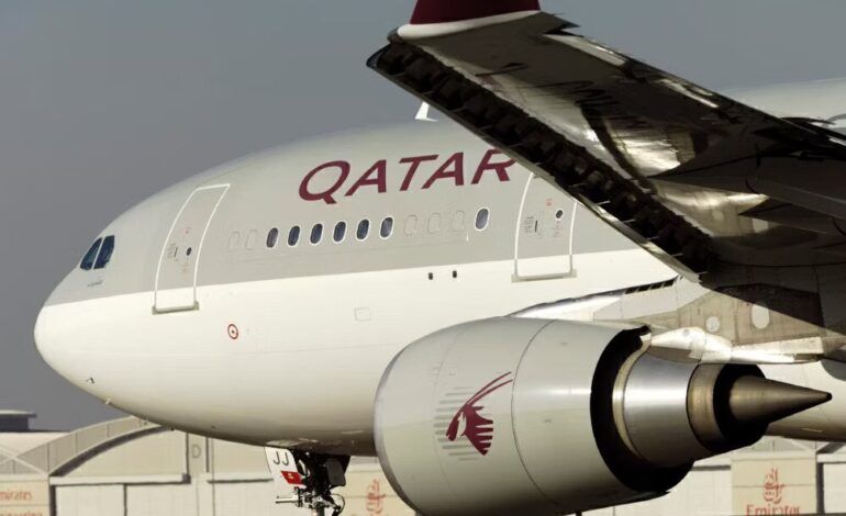 موتور هواپیما در محیط بیابانی