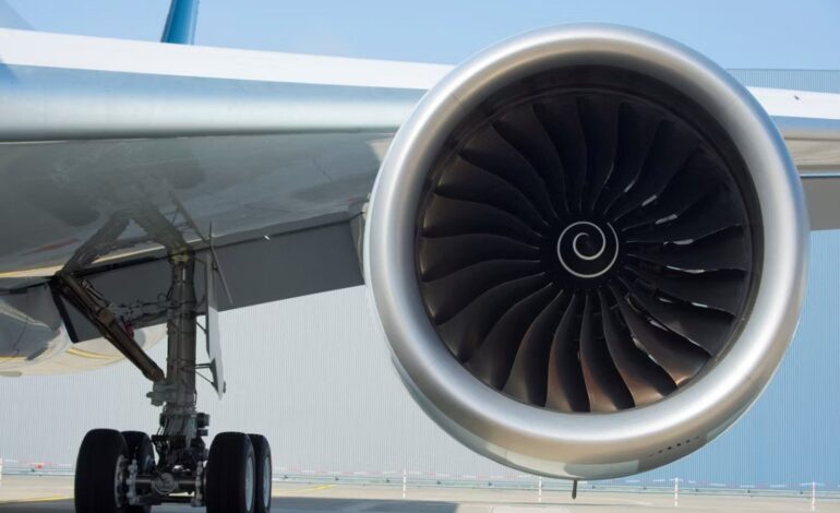 اتصال موتور به هواپیما