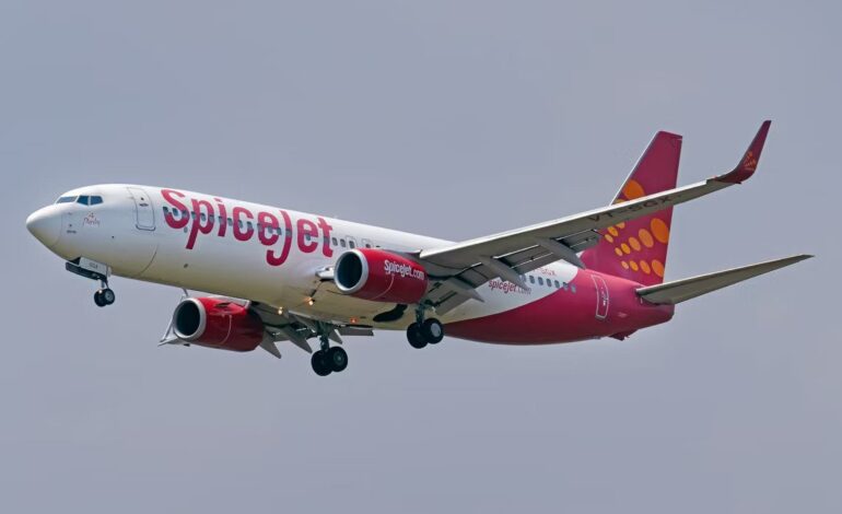  شکستن پره فن موتور و فرود اضطراری بوئینگ ۷۳۷ هندی