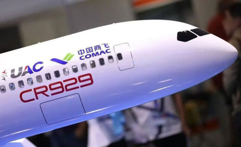 هواپیمای مسافربری CR929