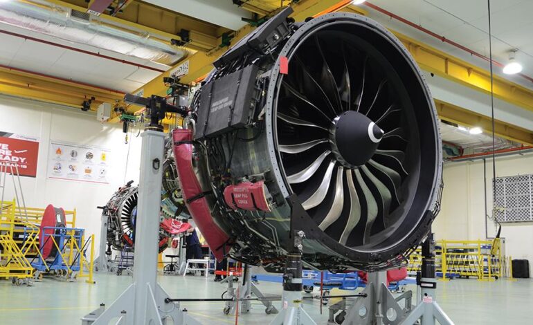 تعمیر و نگهداری موتورهای هوایی تجاری