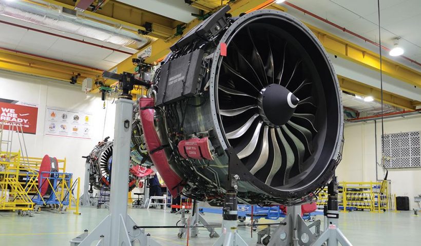 تعمیر و نگهداری موتورهای هوایی تجاری