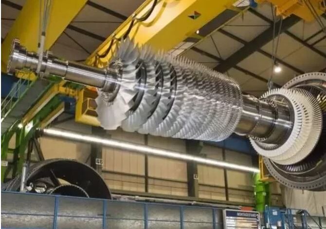  بازخوانی یک پرونده؛ زیمنس چگونه صاحب کسب‌وکار توربین گاز رولزویس شد؟