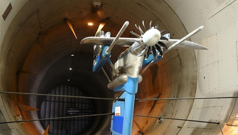 تست تونل باد موتور رایز