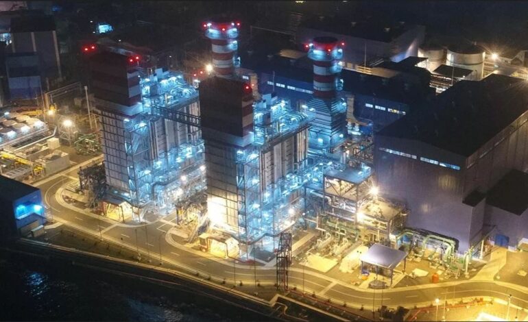 نیروگاه 780 مگاواتی اندونزی