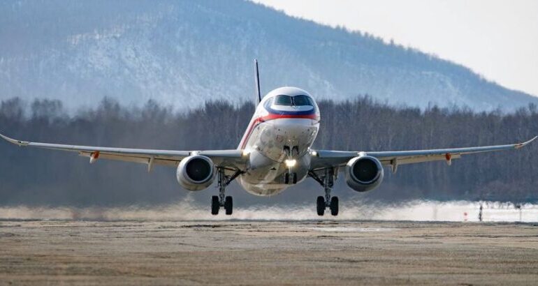 سوخو سوپرجت100