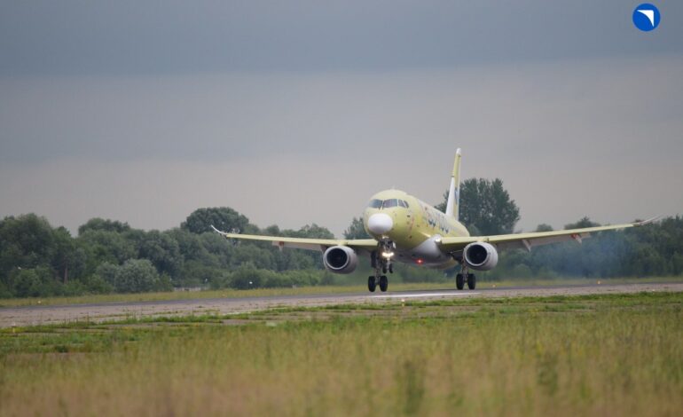 سوپرجت روسی