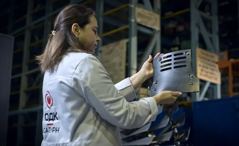 موتور توربوفن بومی روسیه