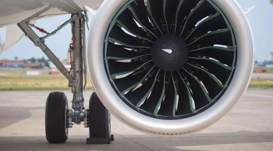 موتور توربوفن